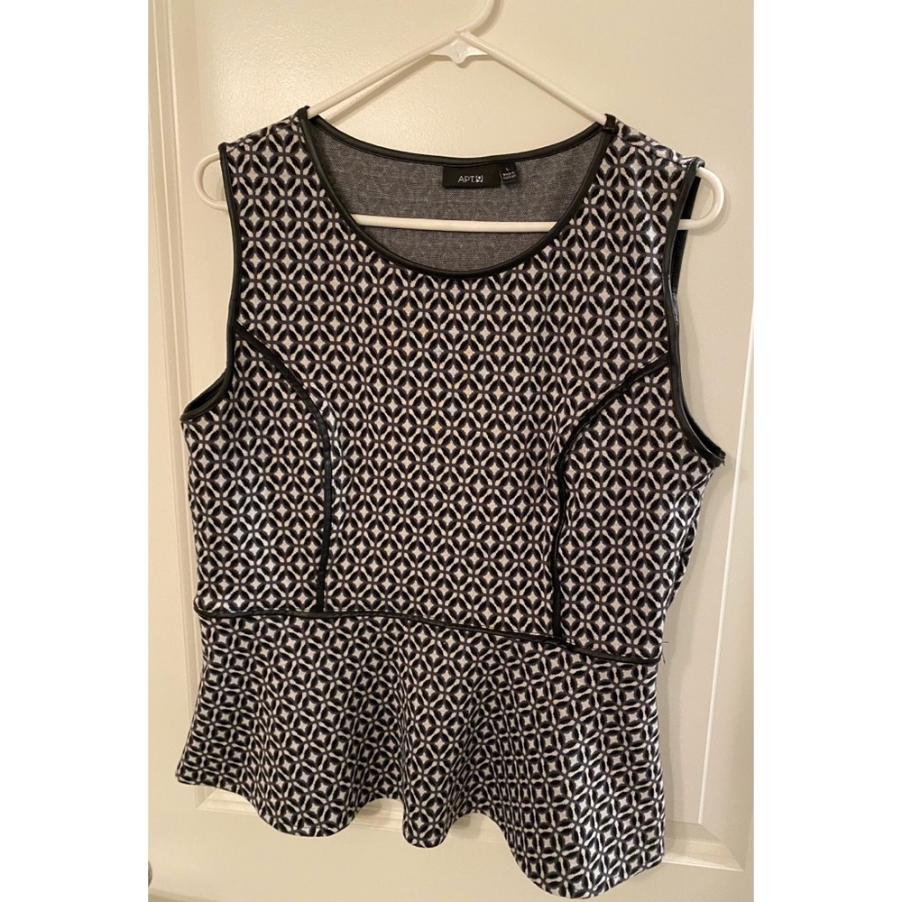 Apt. 9 sleeveless top w/peplum, never worn. Piping trim on all edges except hem